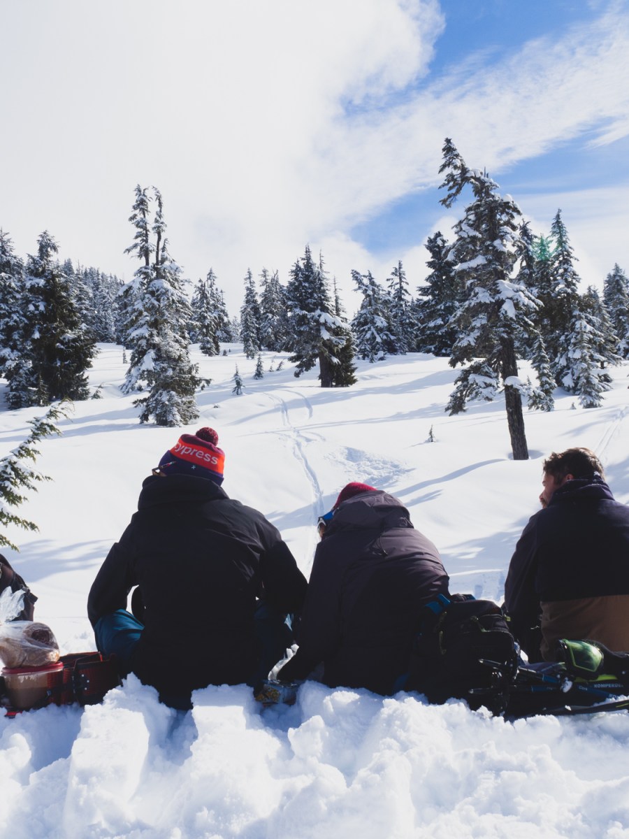 Backcountry skiing @Round Mountain|Squamish.